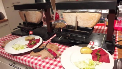 a-raclette-or-fondue-evening-traiteur-suisse-4