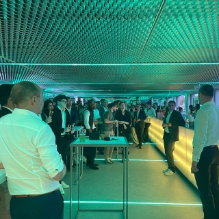 Deloitte - Soirée art au Fluctuartwhatsapp-image-2025-09-06-at-15-40-28-5-68bd9d61e978f893205251.jpg