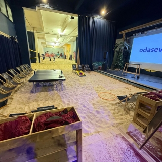 Odaseva - Soirée plage indoor à Paris1765395467312-69595a5b75ee3584274537.jpg