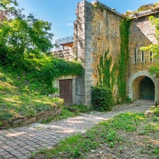 fort-de-vaise-un-lieu-unique-et-confidentiel-au-coeur-de-lyon-0-67a660d850395050119550.jpg