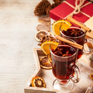 stand-vin-chaud-0-67a66083a9c6a291694199.jpg