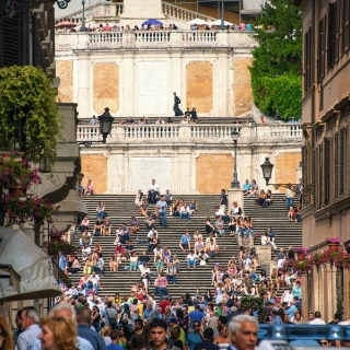 un-escape-game-en-plein-air-dans-les-rues-de-lyon-0-67a66008bc789398984996.jpg