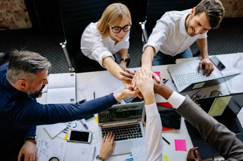 Collaborative leadership: stimulating team initiative