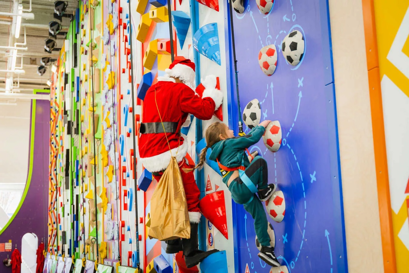 Comment organiser un arbre de Noël en entreprise inoubliable ?