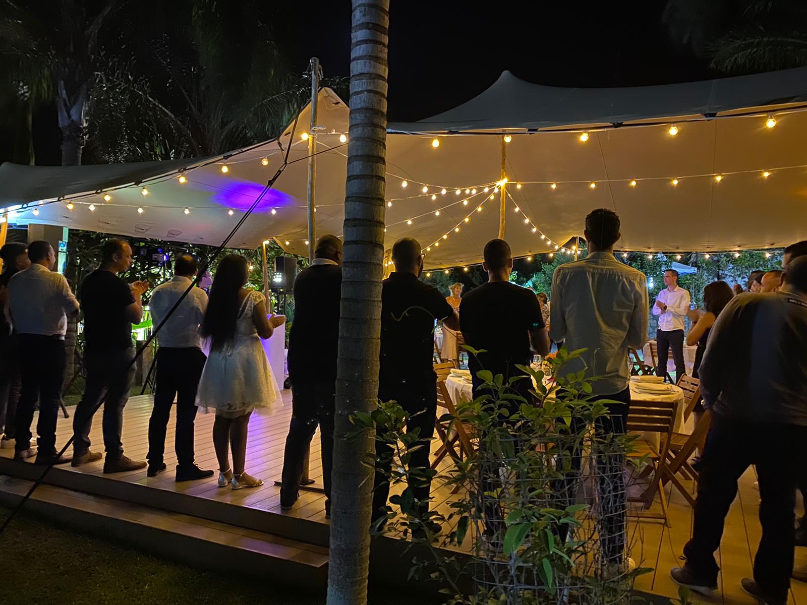 Organising a product launch evening in La Réunion